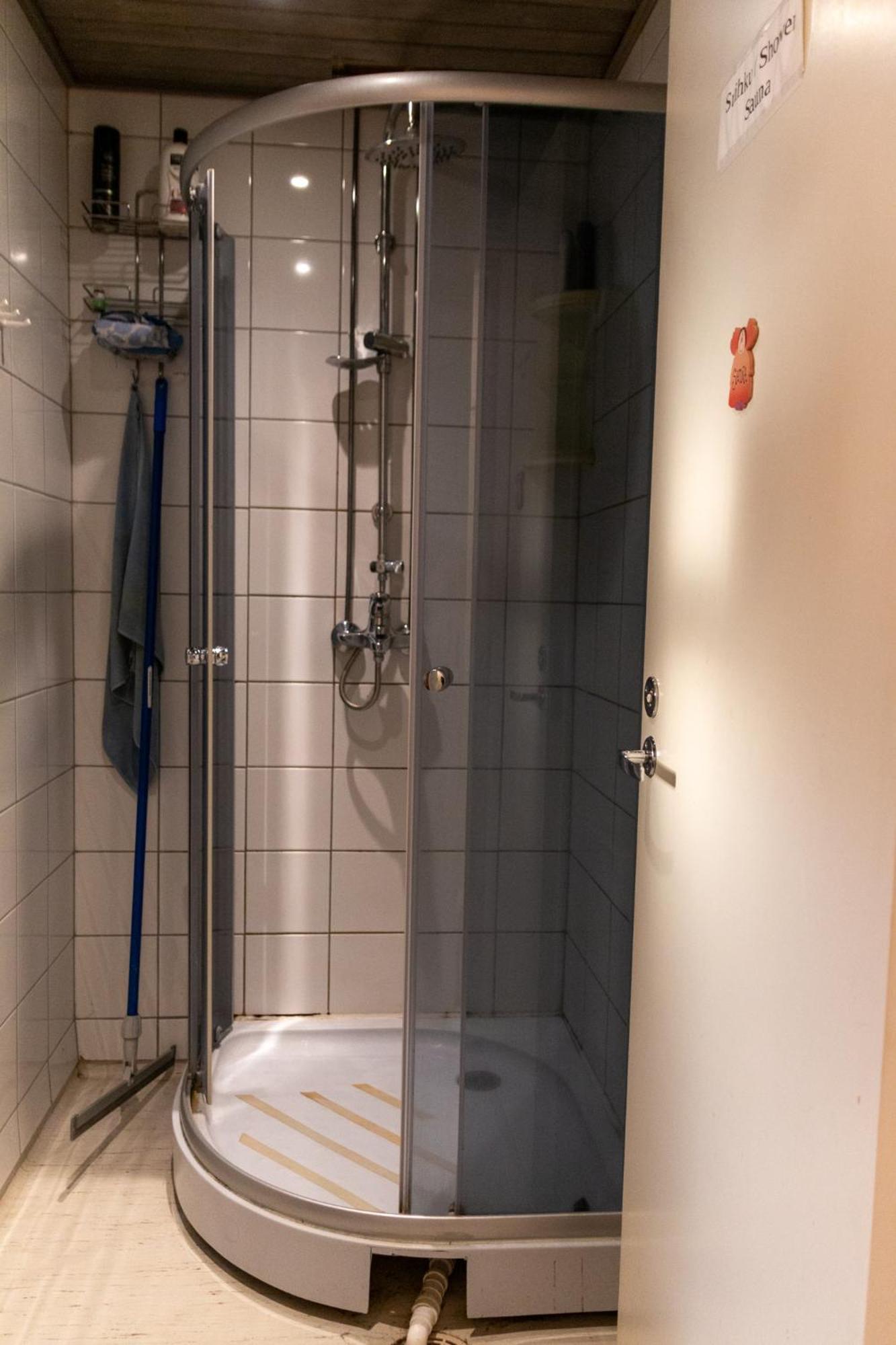 Maentyharju Keskus, Yksityishuoneita Keittioellae Tai Koko 88M2 Asuntoアパートメント エクステリア 写真